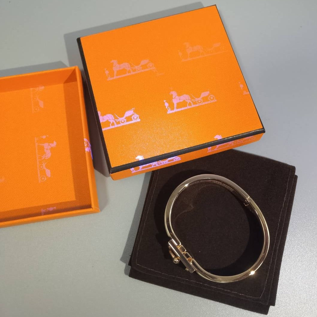 [AW]H CLOUD BLUE BRACELET