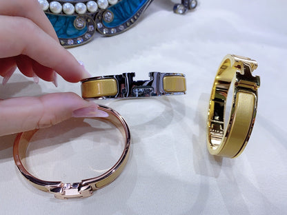 [AW]H CHAMPAGNE BRACELET