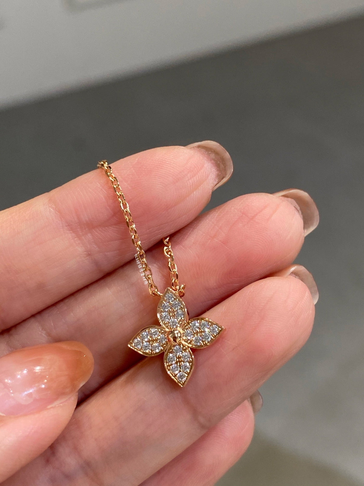 [AW]STAR DIAMOND NECKALCE