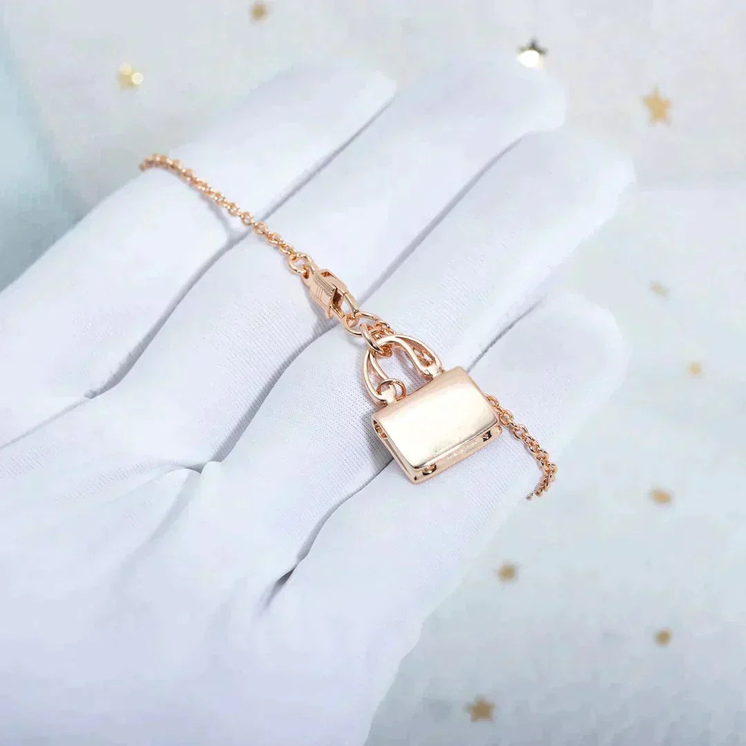 [AW]AMULETTE PEDANT ROSE GOLD NECKLACE