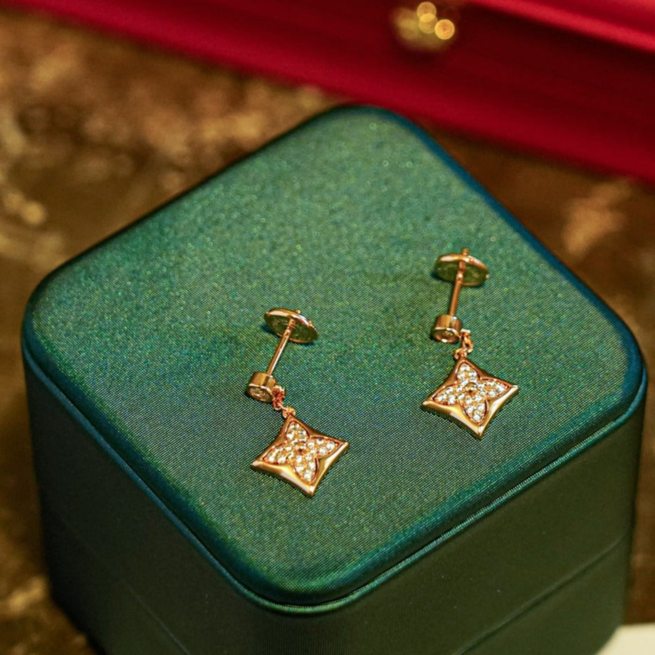 [AW]STAR DIAMONDS EARRINGS GOLD