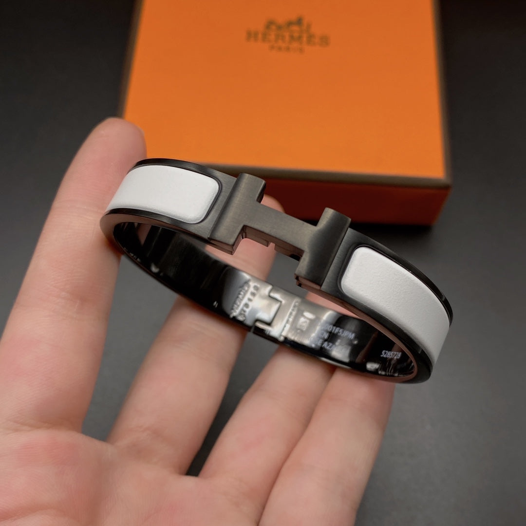 [AW]H BRACELET 12MM BLACK WHITE CERAMIC