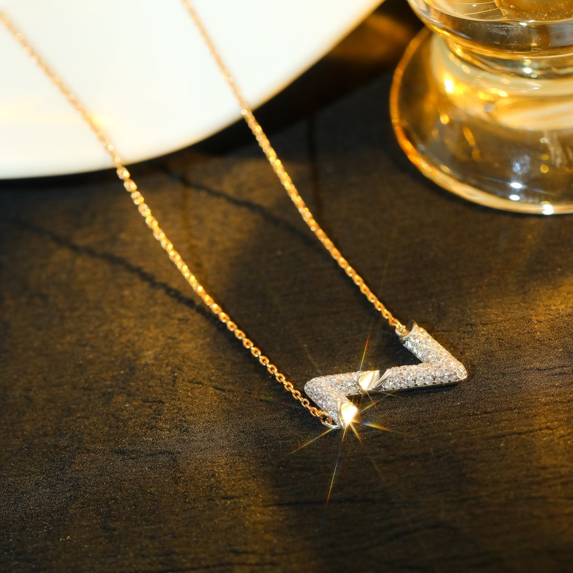 [AW]VOLT SILVER DIAMOND PEDANT NECKLACE