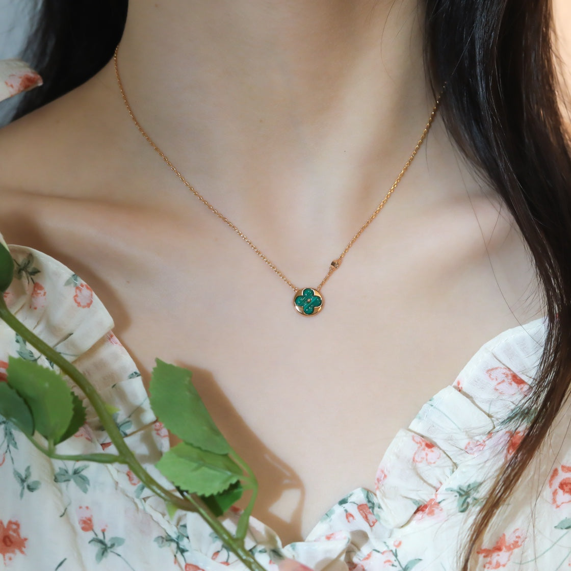 [AW]SUN PEDANT ROSE GOLD 1 DIAMOND NECKLACE