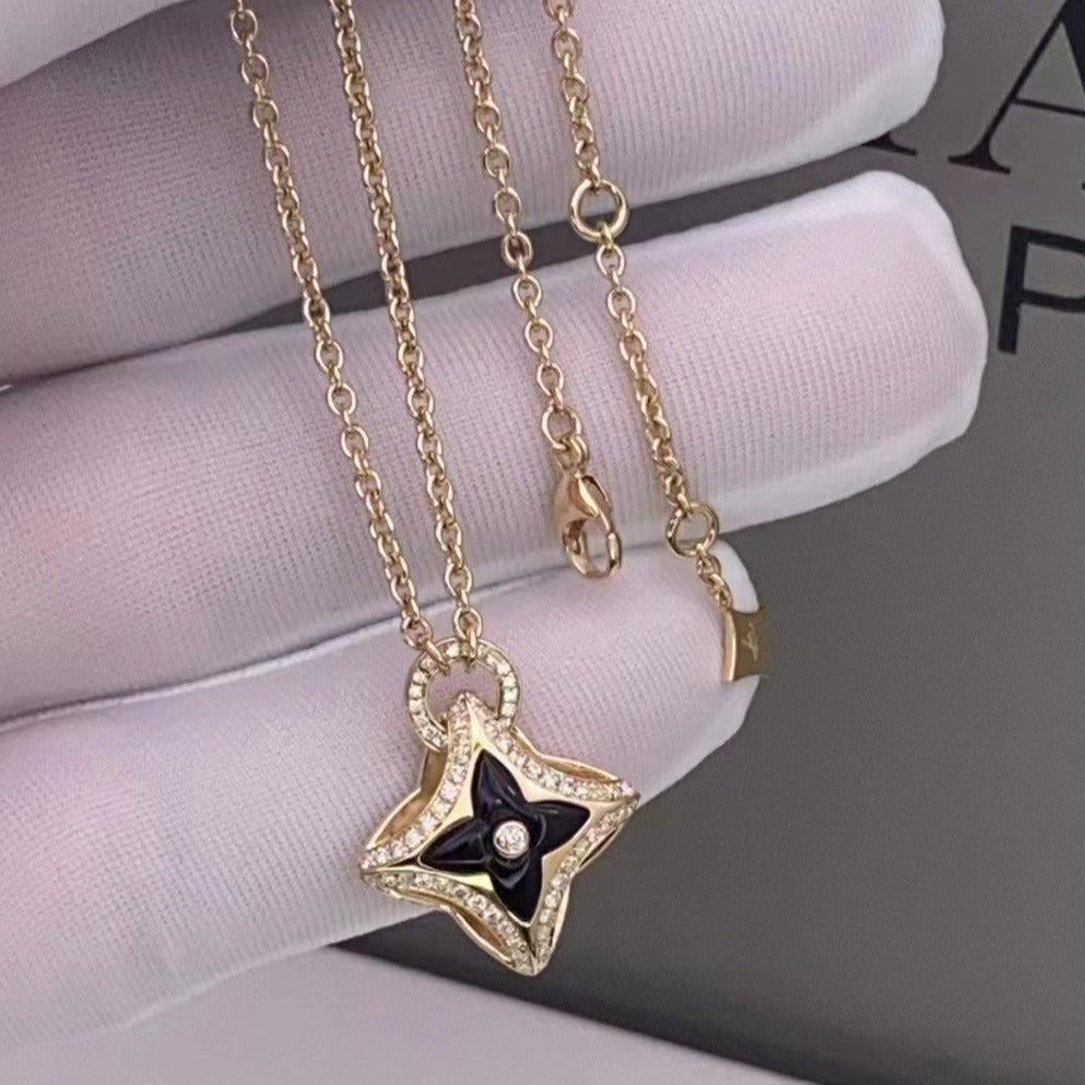 [AW]STAR PEDANT ROSE GOLD DIAMOND NECKLACE