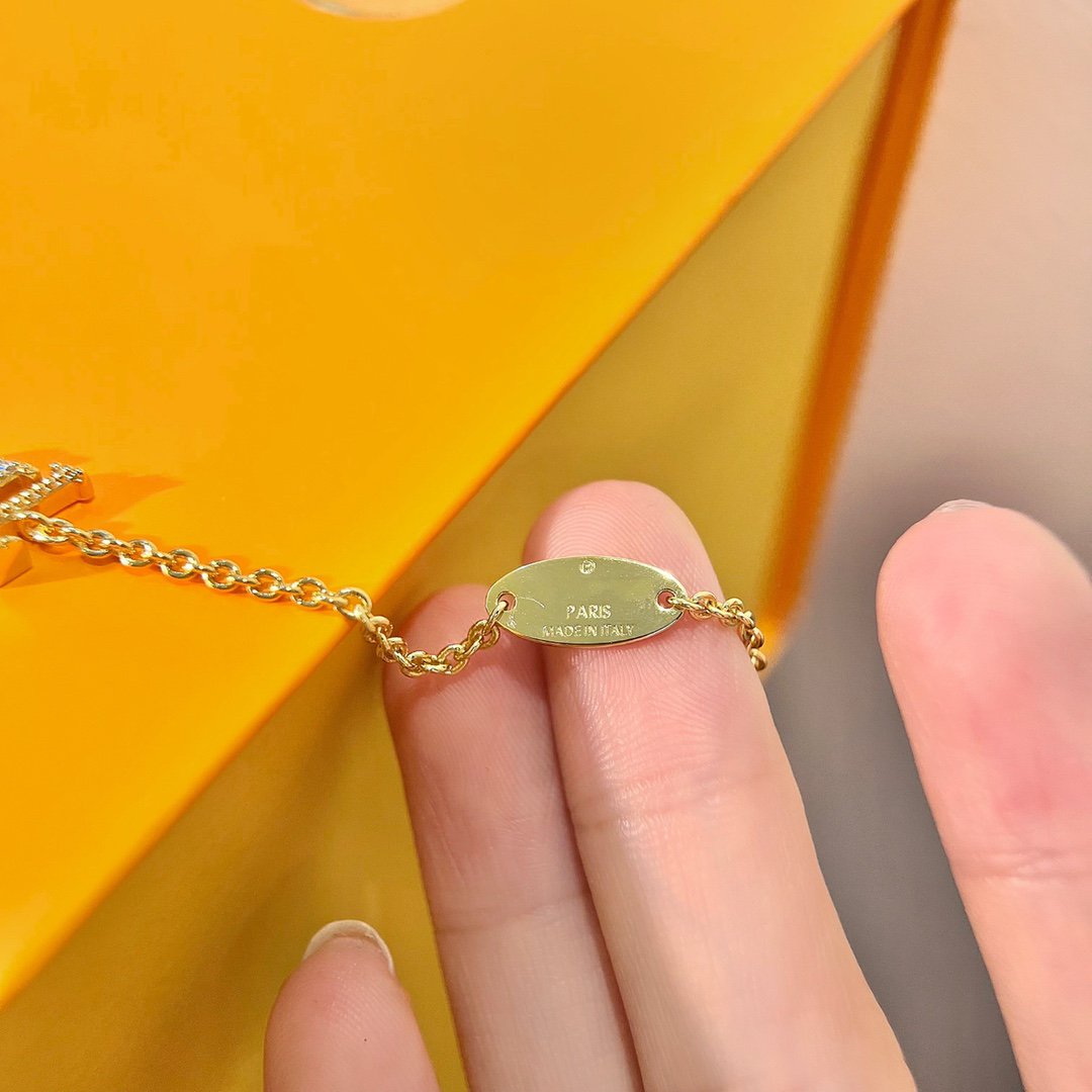 [AW]LOGO STAR MOTIF GOLD BRACELET