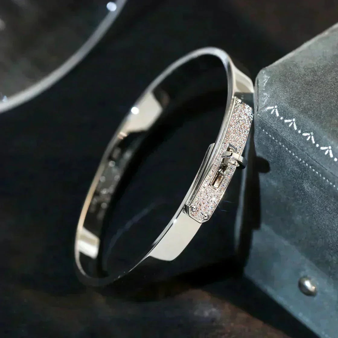 [AW]KELLY SILVER DIAMOND BRACELET