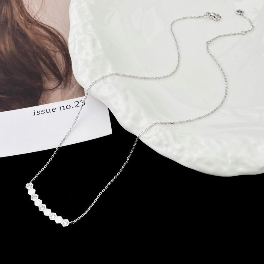 [AW]BEE MY LOVE DIAMOND NECKLACE