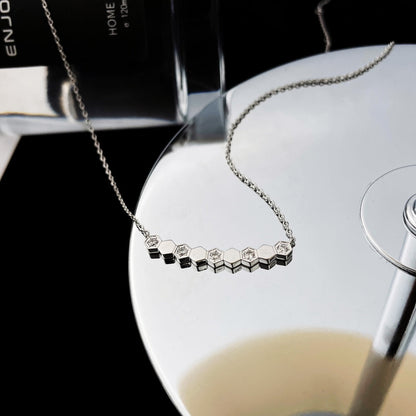 [AW]BEE MY LOVE DIAMOND NECKLACE