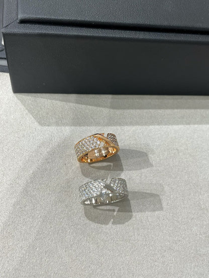 [AW]LIENS EVIDENCE  DIAMOND PAVED RING