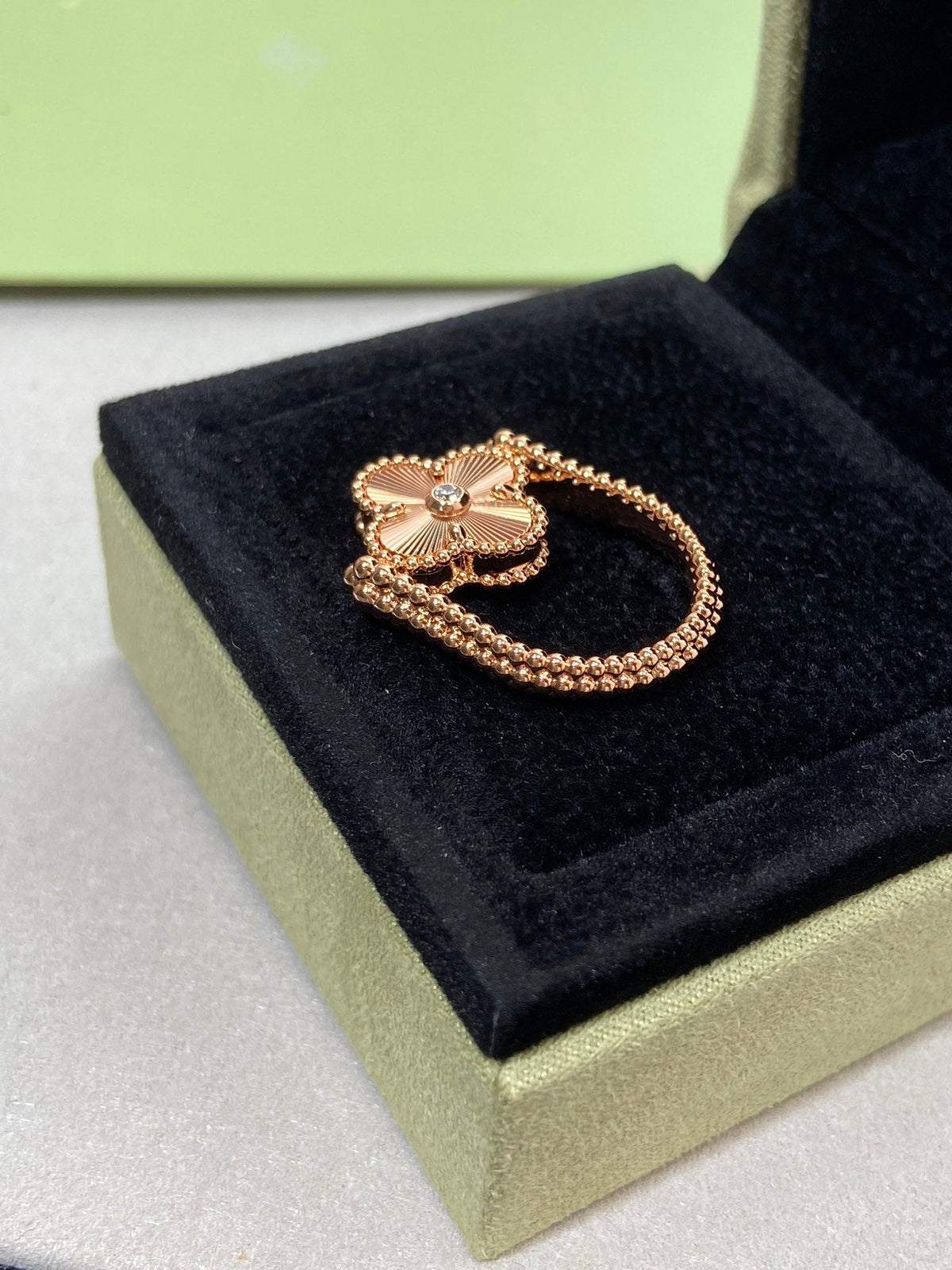 [AW]LUCKY CLOVER GOLD REVERSIBLE RING