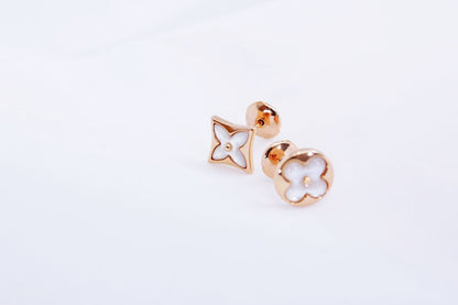 [AW]STAR AND SUN ROSE GOLD MOP STUD EARRINGS