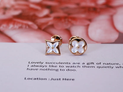 [AW]STAR AND SUN ROSE GOLD MOP STUD EARRINGS