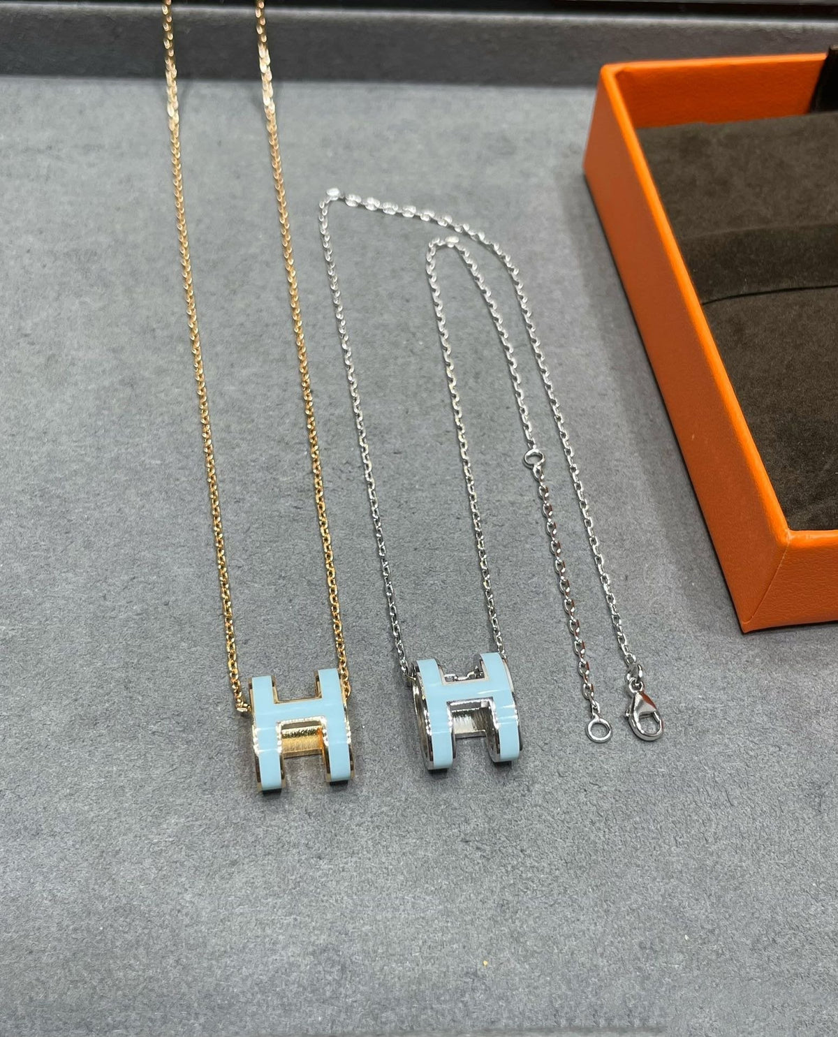[AW]POP H SKY BLUE NECKLACE