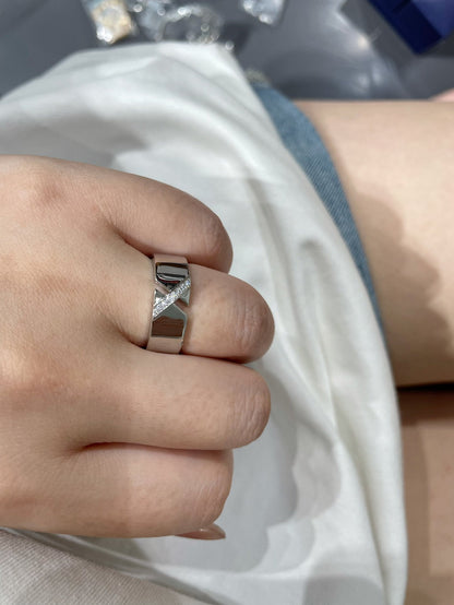 [AW]LIENS EVIDENCE DIAOMOND RING