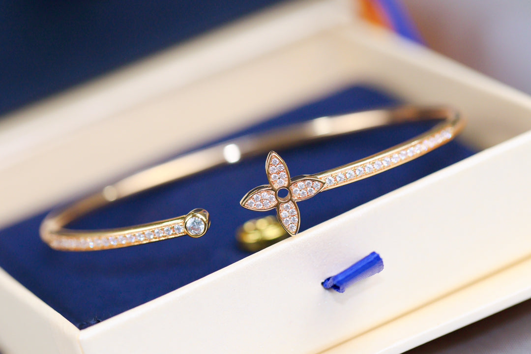 [AW]IDYLLE ROSE GOLD OPEN BRACELET DIAMOND PAVED