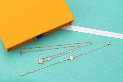 [AW]STAR PINK MOP 1 DIAMOND ROSE GOLD NECKLACE