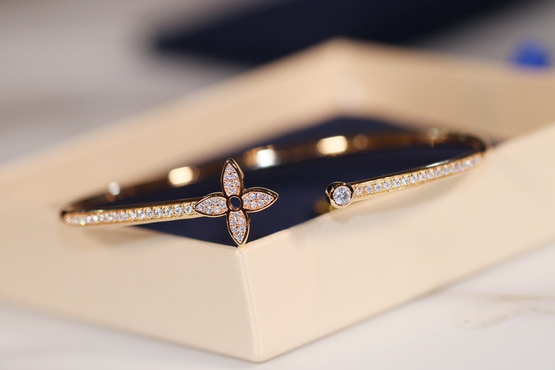 [AW]IDYLLE GOLD OPEN BRACELET DIAMOND PAVED