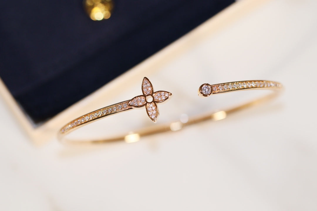 [AW]IDYLLE GOLD OPEN BRACELET DIAMOND PAVED