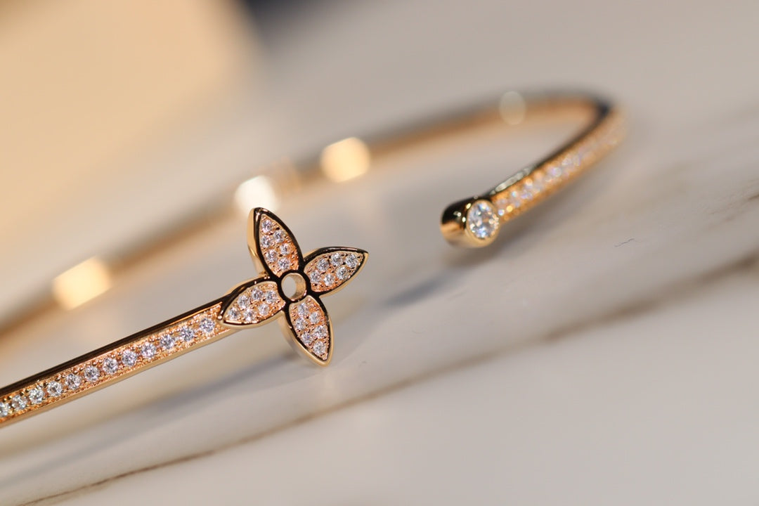 [AW]IDYLLE GOLD OPEN BRACELET DIAMOND PAVED