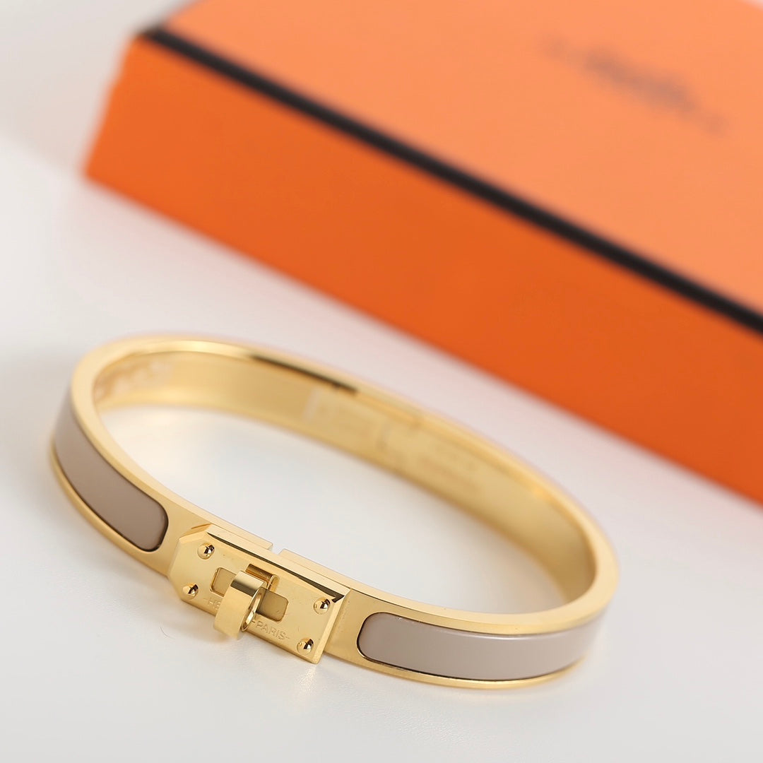 [AW]HM KELLY GREY BRACELET