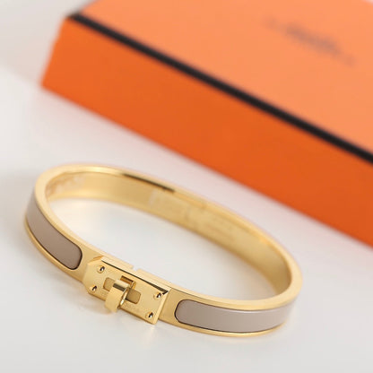 [AW]HM KELLY GREY BRACELET