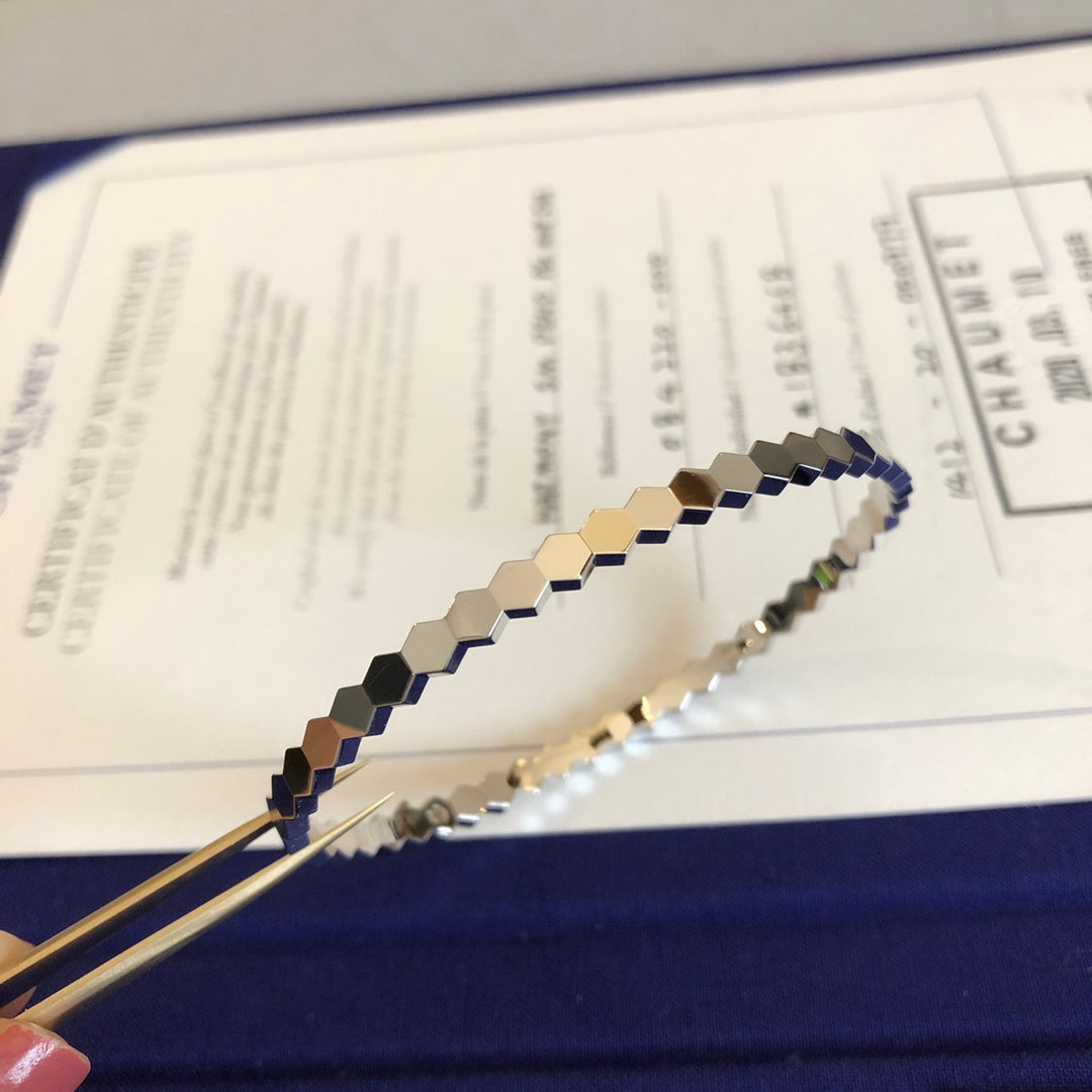 [AW]BEE LOVE BRACELET