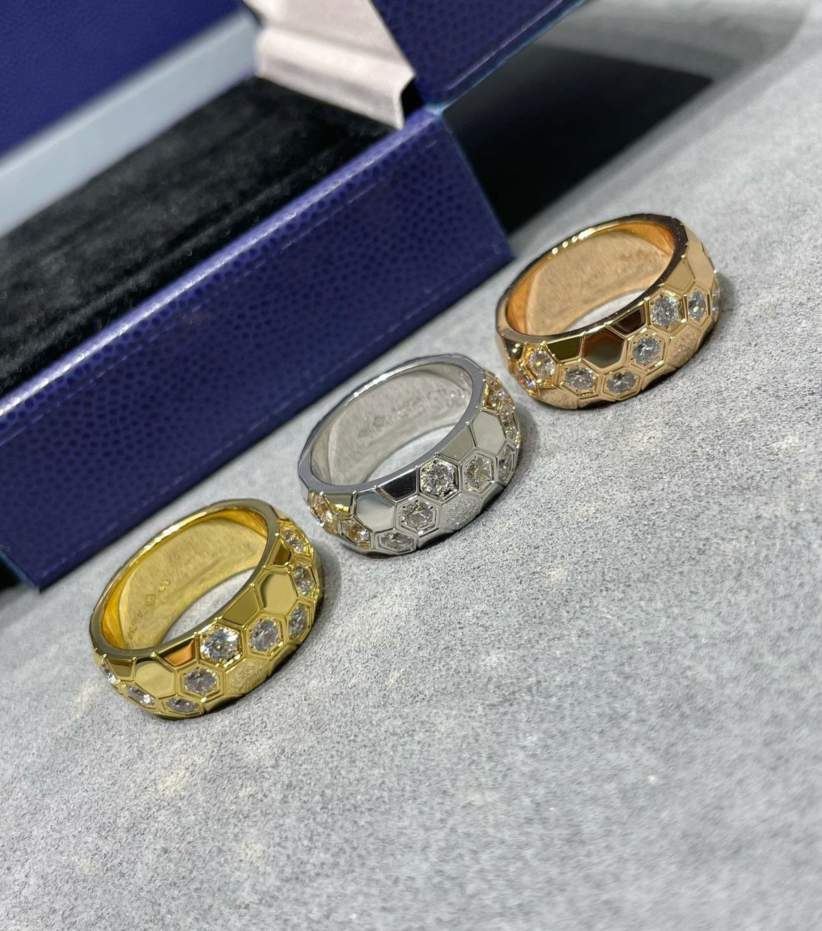 [AW]BEE LOVE DIAMOND LARGE RING