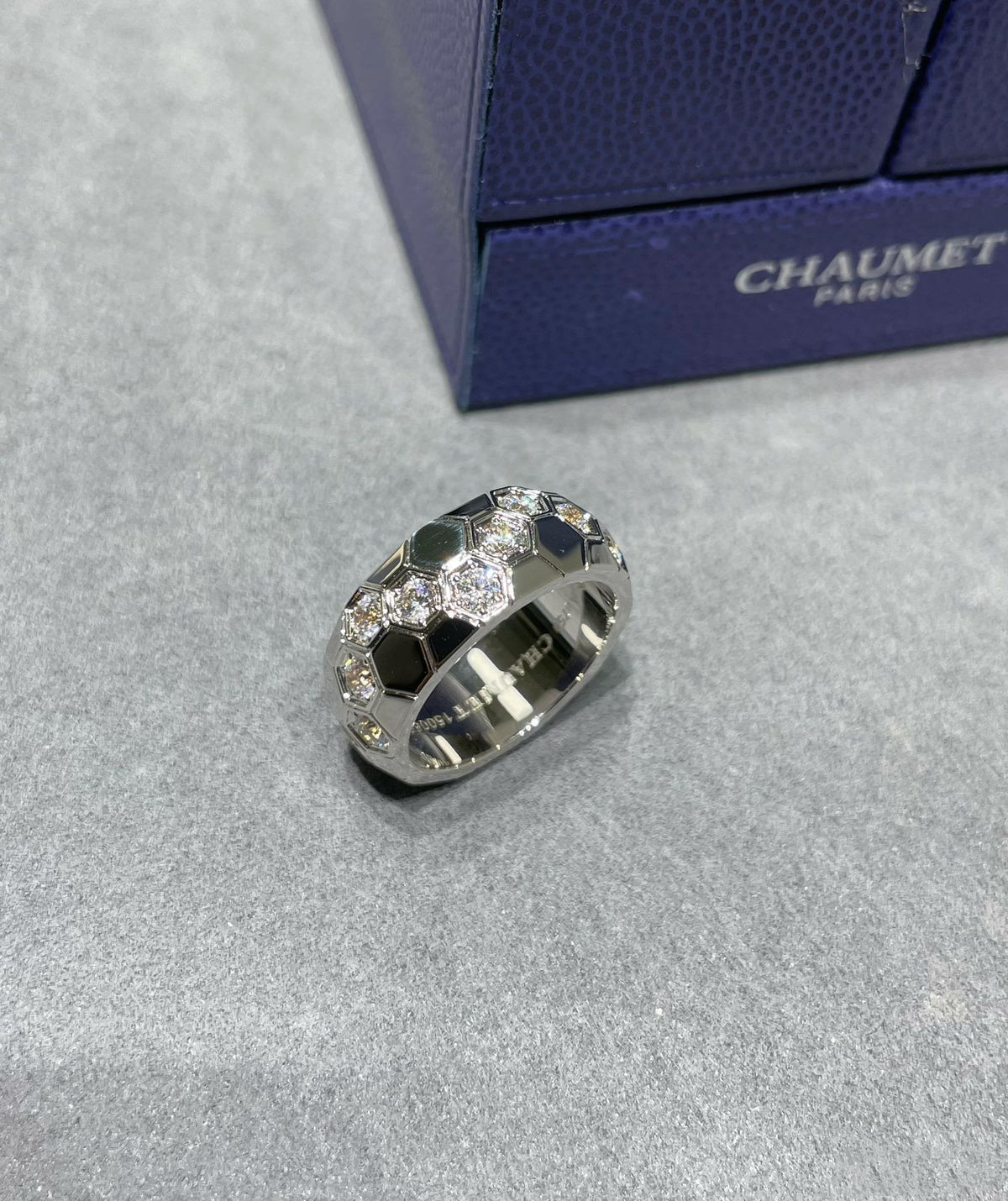 [AW]BEE LOVE DIAMOND LARGE RING