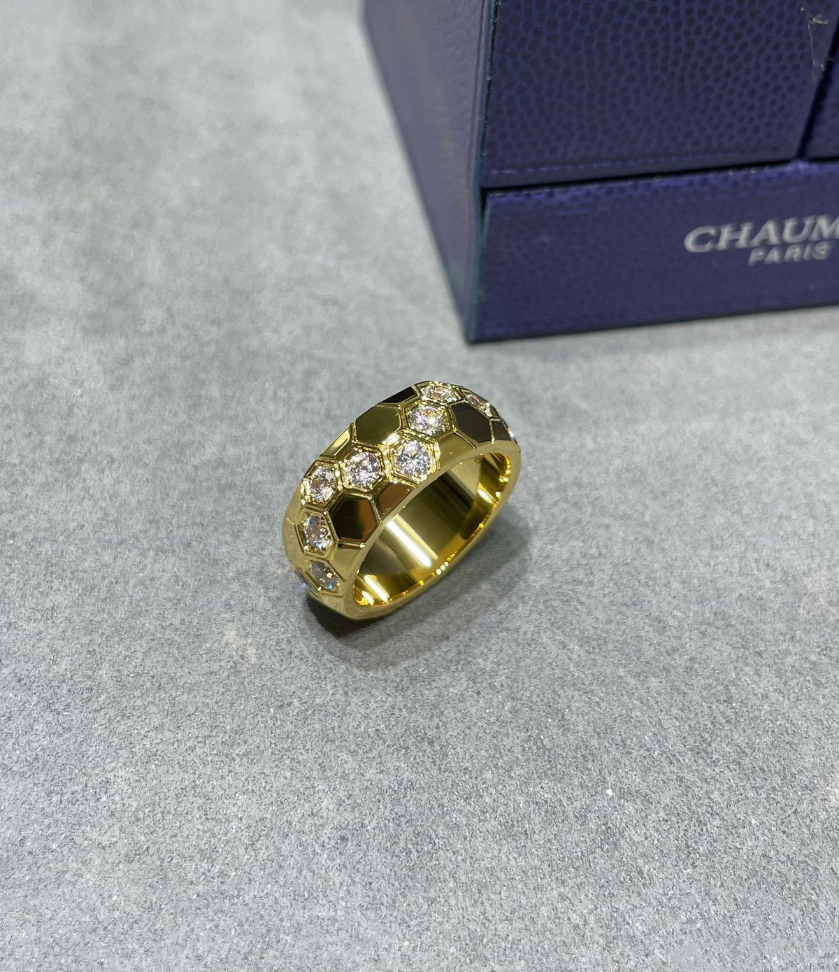 [AW]BEE LOVE DIAMOND LARGE RING