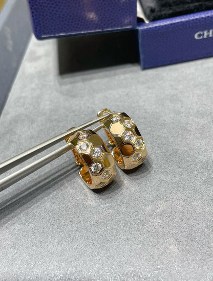 [AW]BEE LOVE DIAMOND HOOP EARRINGS