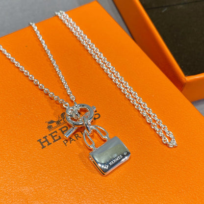 [AW]CONSTANCE PEDANT SILVER NECKLACE