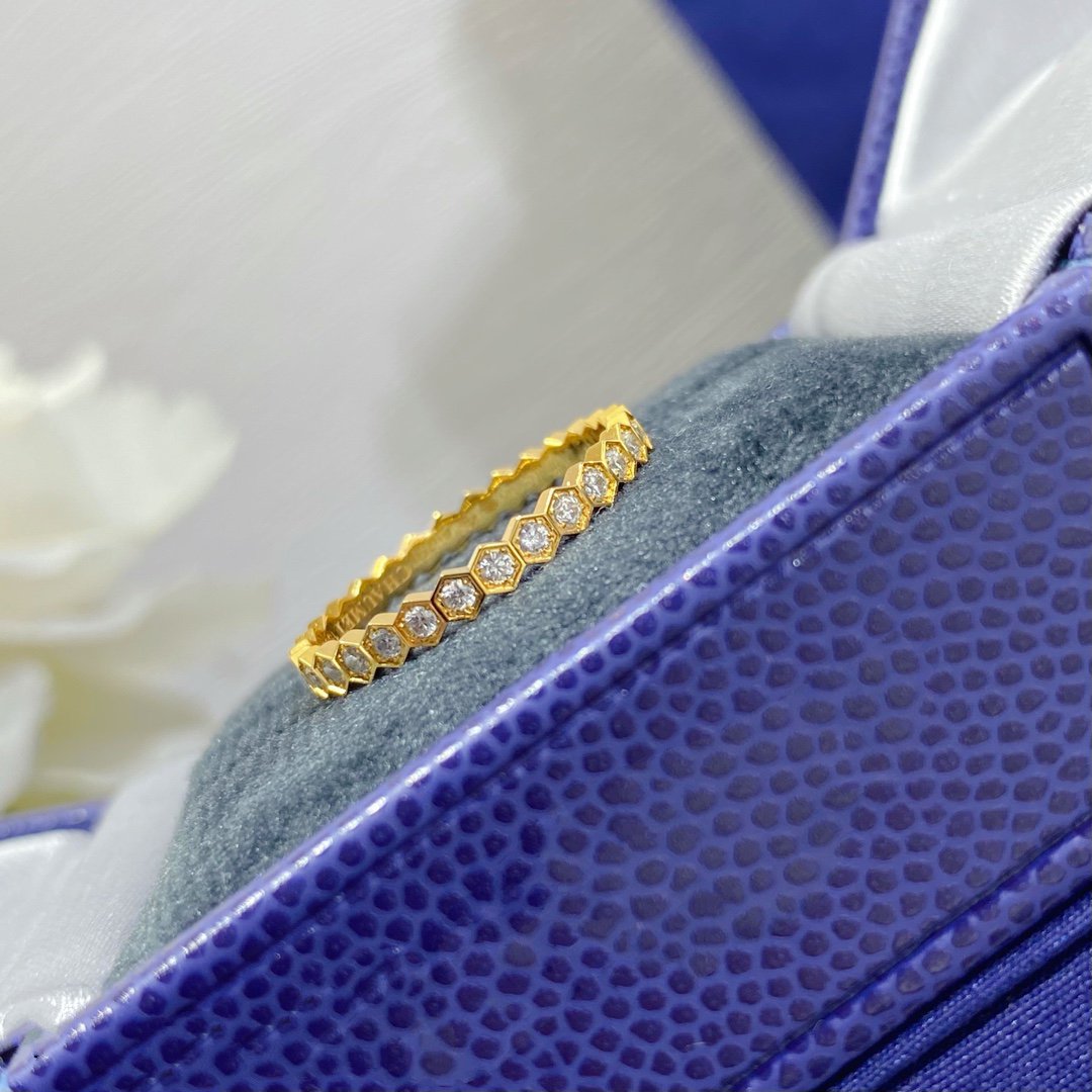 [AW]BEE LOVE DIAMOND PAVED SMALL RING