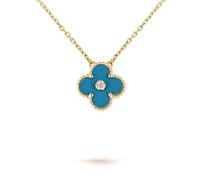 [AW]LIMITED EDITION CHRISTMAS CLOVER FLOWER NECKLACE - 15MM ANNUAL COLLECTIBLE PENDANT