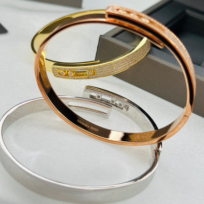 [AW]MOVE NOA PAVÉ DIAMOND BANGLE BRACELET