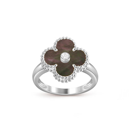 [AW]LUCKY CLOVER DIAMOND-ACCENT WHITE GOLD RING COLLECTION
