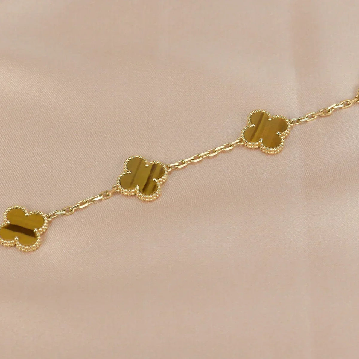 [AW]LUCKY CLOVER 5-MOTIF BRACELET -  TIGER’S EYE COLLECTION