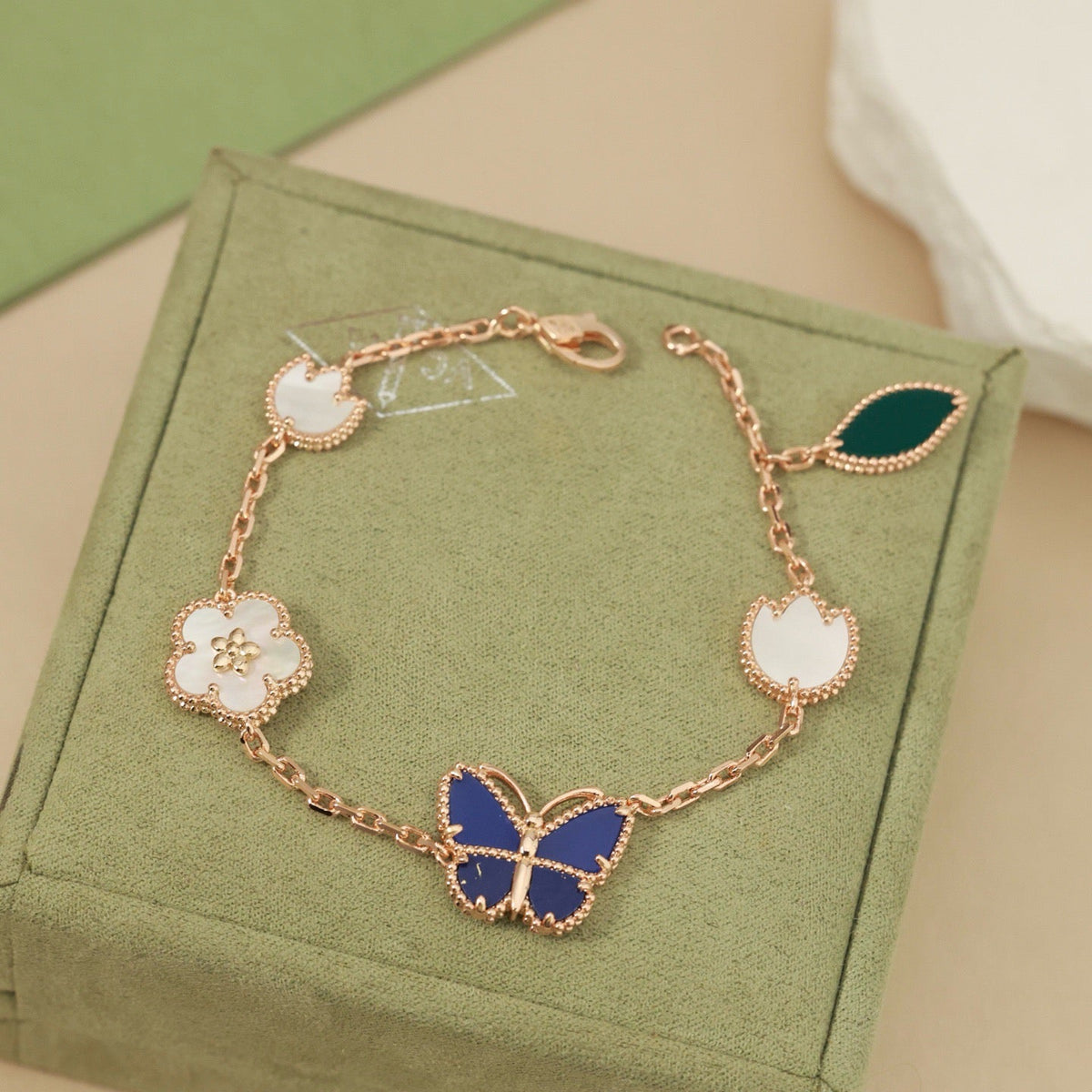 [AW]SPRING ENCHANTMENT BUTTERFLY & FLORAL CHARM BRACELET