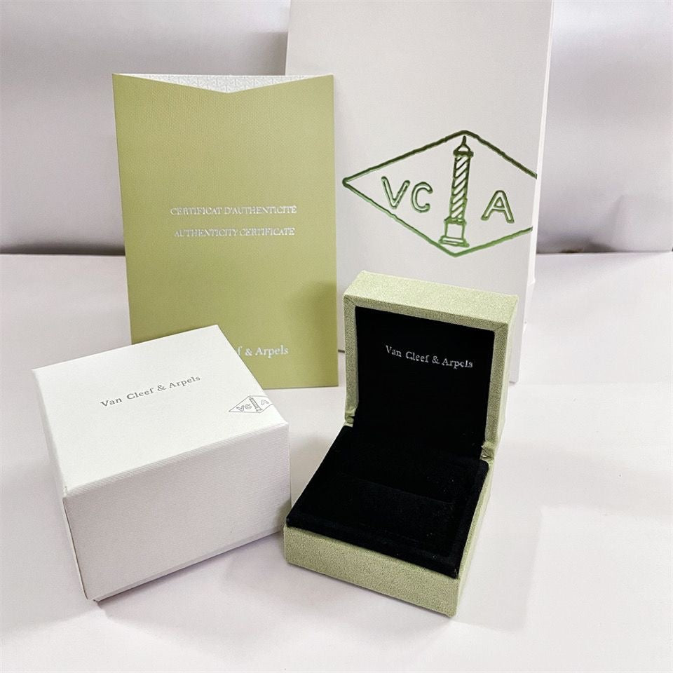 [AW]CLOVER BRAND JEWELRY BOX