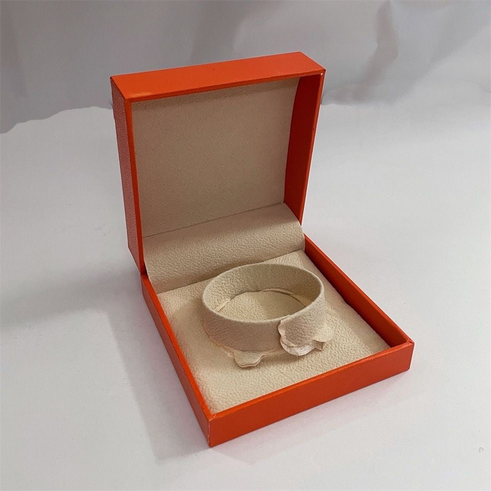 [AW]HM BRACELET NECKLACE RING BOX GIFT BAG
