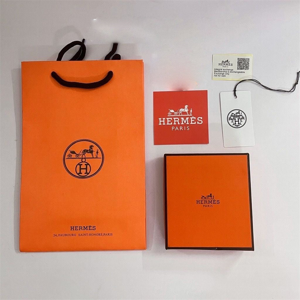 [AW]HM BRACELET NECKLACE RING BOX GIFT BAG