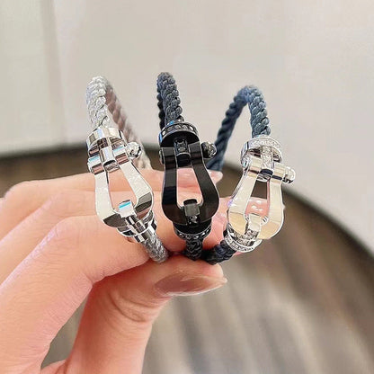 [AW]FORCE LARGE HORSESHOE BRACELET - GOLD