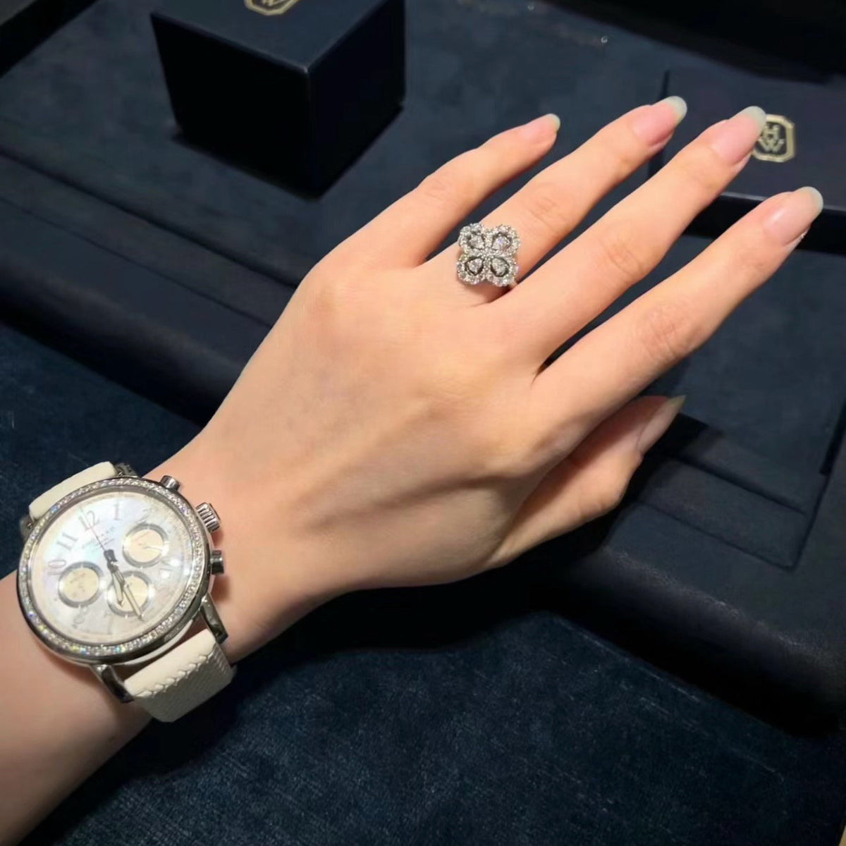 [AW]LOOP RING FULL MOTIF DIAMOND 16MM SILVE