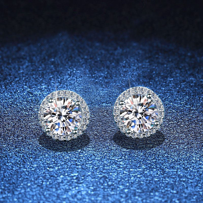 [AW]CLASSIC 4-PRONG ROUND MOISSANITE STUD EARRINGS