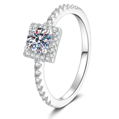 [AW]DAINTY SUGAR-CUBE MOISSANITE RING