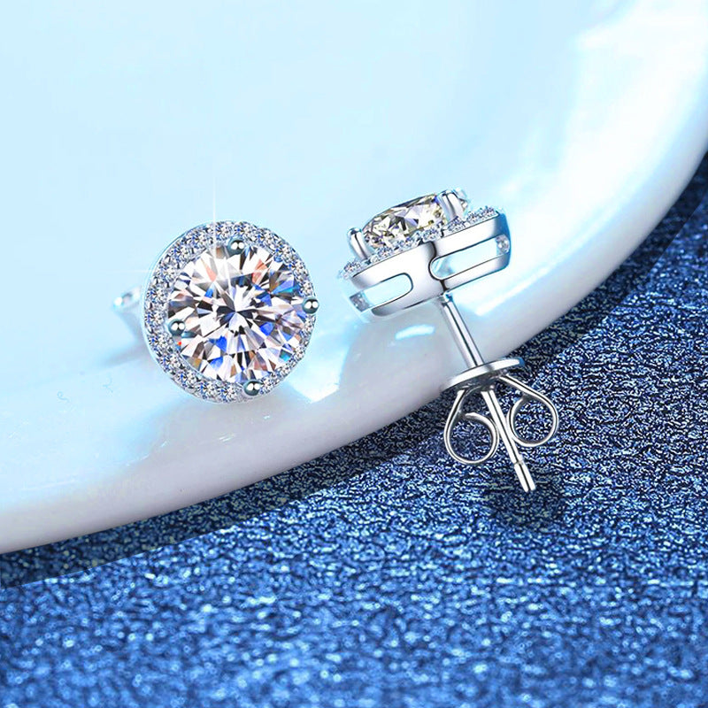 [AW]CLASSIC 4-PRONG ROUND MOISSANITE STUD EARRINGS
