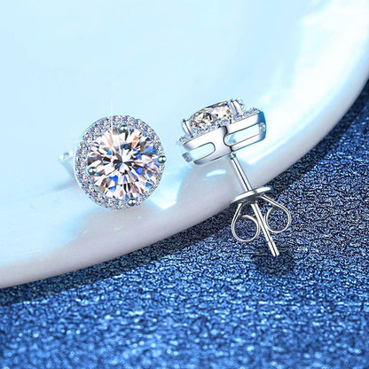 [AW]CLASSIC 4-PRONG ROUND MOISSANITE STUD EARRINGS