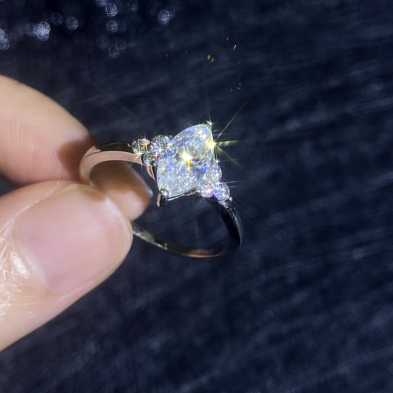 [AW]ELEGANT MARQUISE CUT MOISSANITE RING WITH SIDE ACCENTS