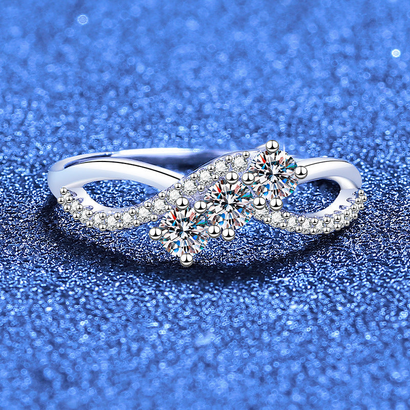 [AW]INTERTWINING LOVE MOISSANITE RING