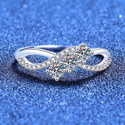 [AW]INTERTWINING LOVE MOISSANITE RING